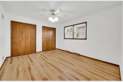 4219 Wehrman Avenue, Schiller Park, IL 60176 - Photo 9