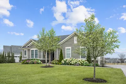 30 S Orchard Circle, Lake Forest, IL 60045 - Photo 1