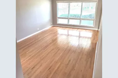 2140 Eastview Drive, Des Plaines, IL 60018 - Photo 5