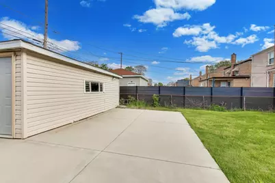9138 S Carpenter Street, Chicago, IL 60620 - Photo 15