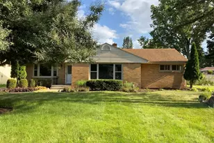 3929 Pinecrest Rd, Rockford, IL 61107 - Photo 3