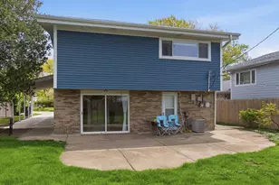9138 4 Winds Way, Skokie, IL 60076 - Photo 39