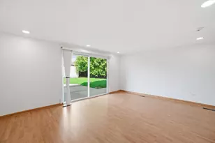 9138 4 Winds Way, Skokie, IL 60076 - Photo 29