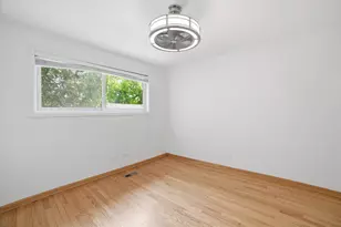 9138 4 Winds Way, Skokie, IL 60076 - Photo 23