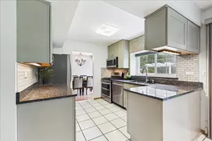 2655 Lindrick Ln, Aurora, IL 60504 - Photo 5