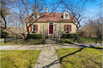 218 N 4th Avenue, Saint Charles, IL 60174 - Photo 1