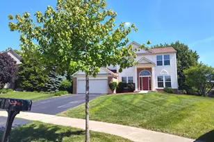 6 Forsythia Ct, Bolingbrook, IL 60490 - Photo 3