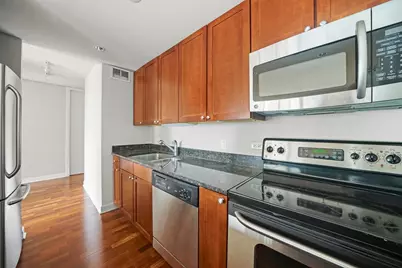 30 E Huron Street #1904, Chicago, IL 60611 - Photo 7