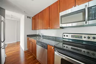 30 E Huron St, Chicago, IL 60611 - Photo 7