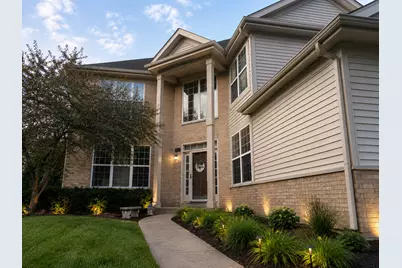 627 Mansfield Way, Oswego, IL 60543 - Photo 1