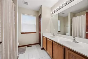 627 Mansfield Way, Oswego, IL 60543 - Photo 27