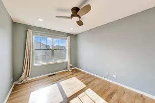 2366 N Moseley Ct, Palatine, IL 60074 - Photo 23
