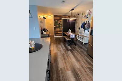 1501 Darien Lake Drive #208, Darien, IL 60561 - Photo 9