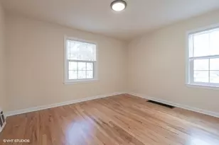 4260 W Nelson St, Chicago, IL 60641 - Photo 7