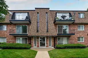10701 S Keating Ave, Oak Lawn, IL 60453 - Photo 1