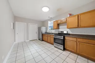 6416 S Campbell Ave, Chicago, IL 60629 - Photo 3