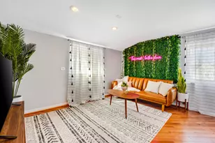 2920 N Gresham Ave, Chicago, IL 60618 - Photo 19