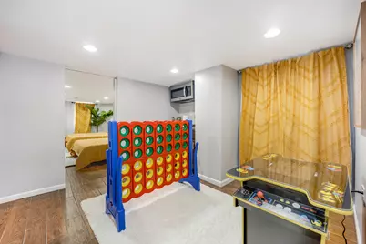 2920 N Gresham Avenue, Chicago, IL 60618 - Photo 29