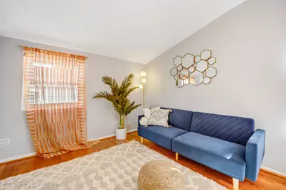 2920 N Gresham Avenue, Chicago, IL 60618 - Photo 23