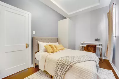 2920 N Gresham Avenue, Chicago, IL 60618 - Photo 9