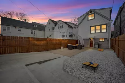 2920 N Gresham Avenue, Chicago, IL 60618 - Photo 37