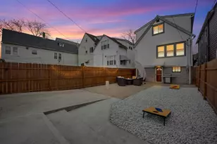 2920 N Gresham Ave, Chicago, IL 60618 - Photo 37