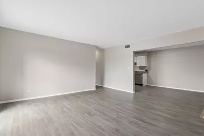 605 Limerick Lane #2C, Schaumburg, IL 60193 - Photo 3