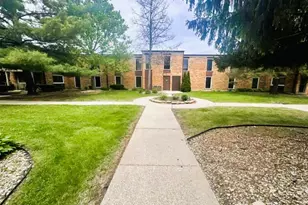 1313 S Rebecca Rd, Lombard, IL 60148 - Photo 21