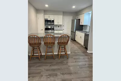 1313 S Rebecca Road #209, Lombard, IL 60148 - Photo 5