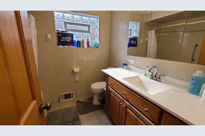 317 E 107th Street, Chicago, IL 60628 - Photo 11