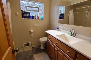 317 E 107th St, Chicago, IL 60628 - Photo 11