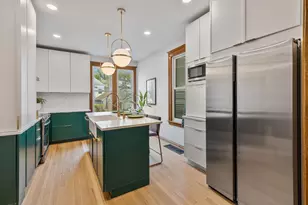 1502 W Edgewater Ave, Chicago, IL 60660 - Photo 3