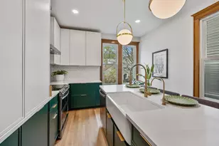 1502 W Edgewater Ave, Chicago, IL 60660 - Photo 5
