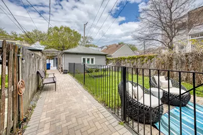 1502 W Edgewater Avenue, Chicago, IL 60660 - Photo 37