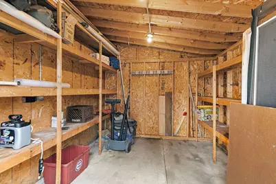 215 Evans Avenue, Dekalb, IL 60115 - Photo 41