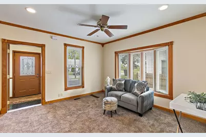215 Evans Avenue, Dekalb, IL 60115 - Photo 3