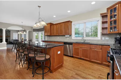 25002 Chalk Hill Circle, Plainfield, IL 60544 - Photo 9