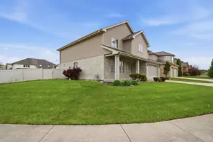 18110 S Sligo Way, Country Club Hills, IL 60478 - Photo 3