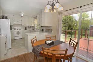 101 Hazelwood Dr, Wyanet, IL 61379 - Photo 9