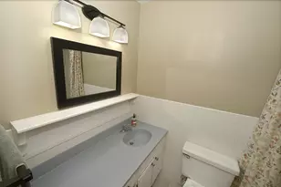 101 Hazelwood Dr, Wyanet, IL 61379 - Photo 11