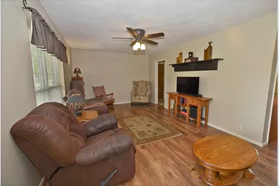 101 Hazelwood Drive, Wyanet, IL 61379 - Photo 7