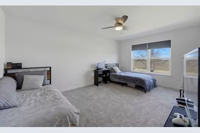 8515 Rosehall Drive, Joliet, IL 60431 - Photo 23