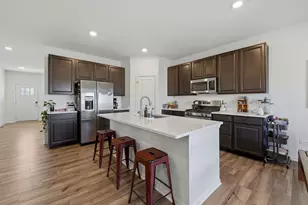 8515 Rosehall Dr, Joliet, IL 60431 - Photo 7