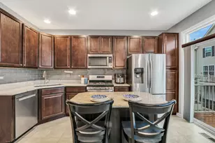 297 Lionel Dr, Grayslake, IL 60030 - Photo 7