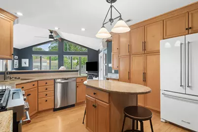 532 S Waterman Avenue, Arlington Heights, IL 60004 - Photo 9