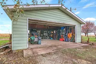 2012 N 45th Rd, Leland, IL 60531 - Photo 17