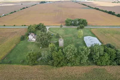 2012 N 45th Road, Leland, IL 60531 - Photo 33
