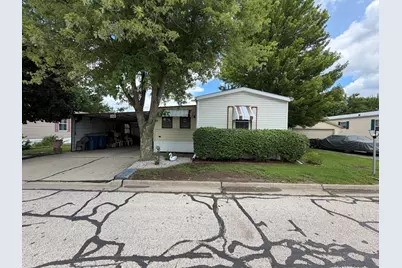 1352 13th Street #1352, Bloomington, IL 61704 - Photo 1