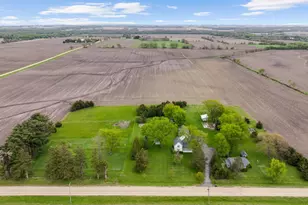 8162 S Perryville Rd, Cherry Valley, IL 61016 - Photo 31