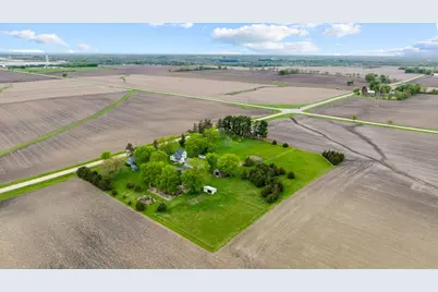 8162 S Perryville Road, Cherry Valley, IL 61016 - Photo 35